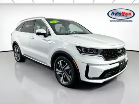 White 2023 Kia Sorento Plug-In Hybrid SX Prestige for sale in Framingham, MA