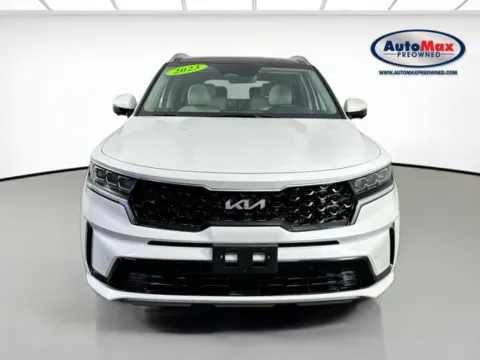 Photos of 2023 Kia Sorento Plug-In Hybrid SX Prestige for sale in Framingham, MA at AutoMax Preowned Framingham
