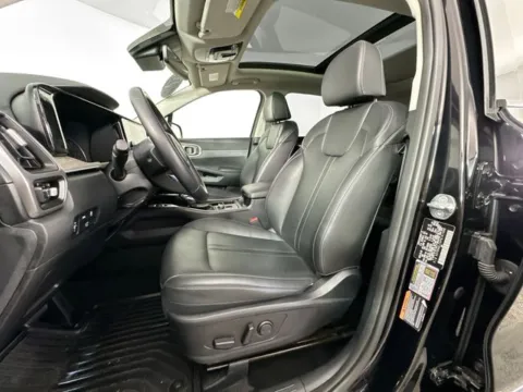 More photos of 2023 Kia Sorento X-Line EX at AutoMax Preowned Framingham, MA