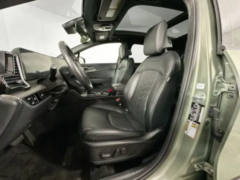 More photos of 2023 Kia Sportage X-Line at AutoMax Preowned Framingham, MA