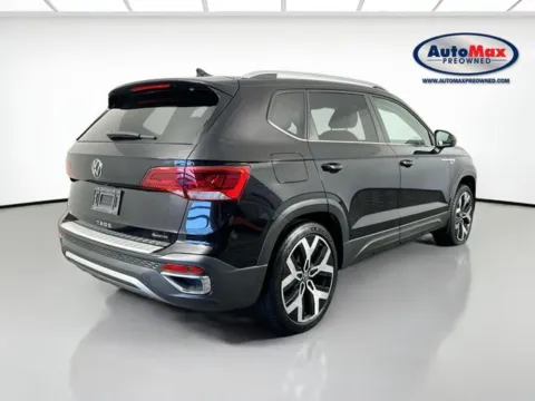 Photos of 2022 Volkswagen Taos 1.5T SEL for sale in Framingham, MA at AutoMax Preowned Framingham