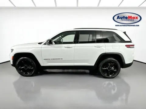 More photos of 2023 Jeep Grand Cherokee Altitude at AutoMax Preowned Framingham, MA
