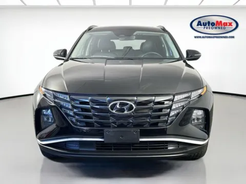 Photos of 2023 Hyundai Tucson SEL for sale in Framingham, MA at AutoMax Preowned Framingham