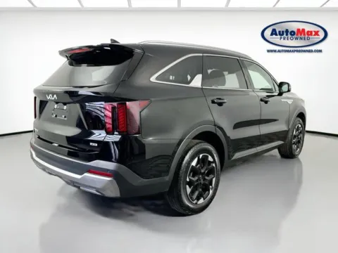 Photos of 2024 Kia Sorento S for sale in Framingham, MA at AutoMax Preowned Framingham