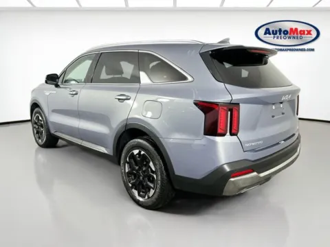 More photos of 2024 Kia Sorento S at AutoMax Preowned Framingham, MA