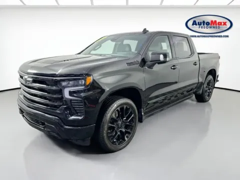 More photos of 2025 Chevrolet Silverado 1500 High Country at AutoMax Preowned Framingham, MA