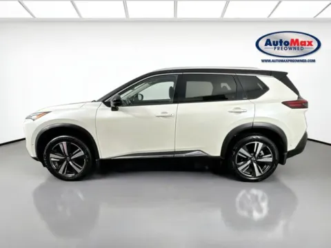 More photos of 2023 Nissan Rogue SL at AutoMax Preowned Framingham, MA
