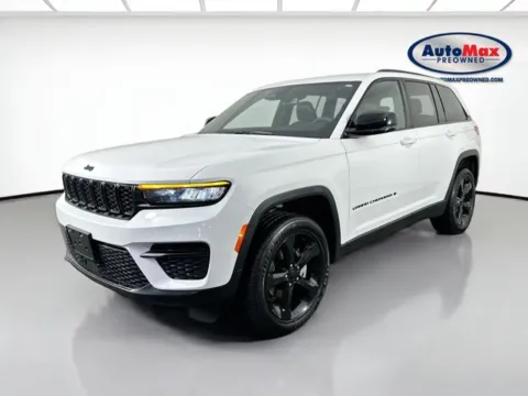 More photos of 2023 Jeep Grand Cherokee Altitude at AutoMax Preowned Framingham, MA