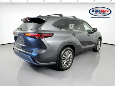 Photos of 2024 Toyota Highlander Platinum for sale in Framingham, MA at AutoMax Preowned Framingham
