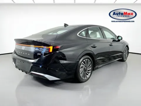 Photos of 2024 Hyundai Sonata Hybrid Limited for sale in Framingham, MA at AutoMax Preowned Framingham