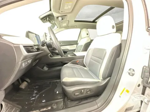 More photos of 2024 Honda Prologue Touring at AutoMax Preowned Framingham, MA