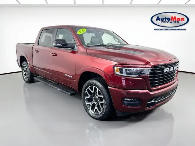 2025 RAM 1500 Laramie 4x4 Crew Cab 5'7's photo