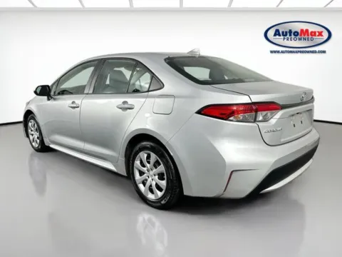 More photos of 2021 Toyota Corolla LE at AutoMax Preowned Framingham, MA