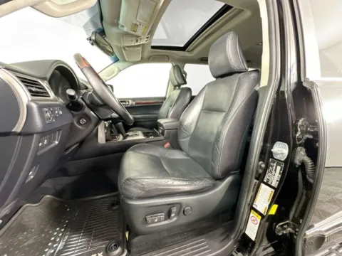 More photos of 2017 Lexus GX 460 at AutoMax Preowned Framingham, MA