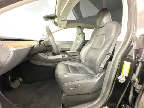 More photos of 2023 Tesla Model Y Long Range at AutoMax Preowned Framingham, MA