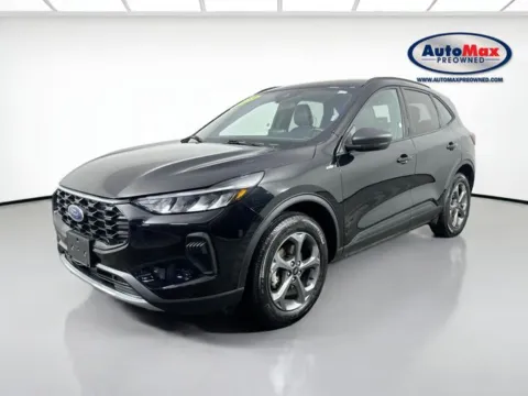 More photos of 2025 Ford Escape ST-Line at AutoMax Preowned Framingham, MA