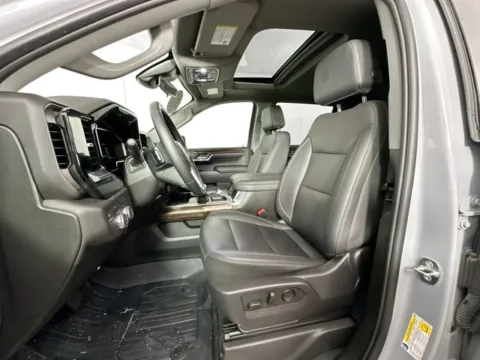 More photos of 2024 GMC Sierra 1500 Elevation at AutoMax Preowned Framingham, MA