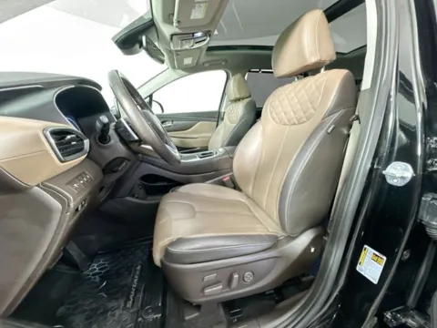 More photos of 2023 Hyundai Santa Fe Plug-In Hybrid Limited at AutoMax Preowned Framingham, MA