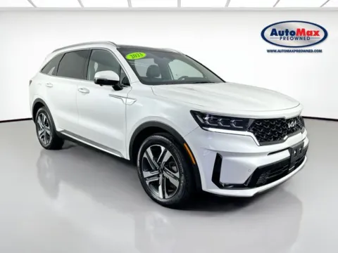 White 2023 Kia Sorento Plug-In Hybrid SX Prestige for sale in Framingham, MA