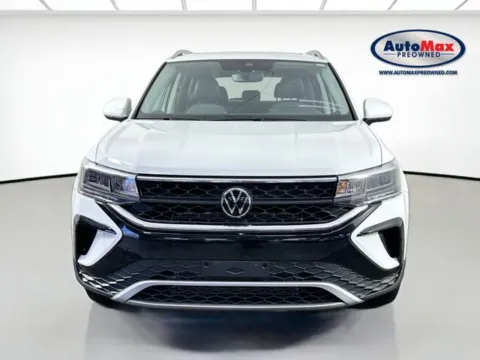 Photos of 2023 Volkswagen Taos 1.5T SE for sale in Framingham, MA at AutoMax Preowned Framingham