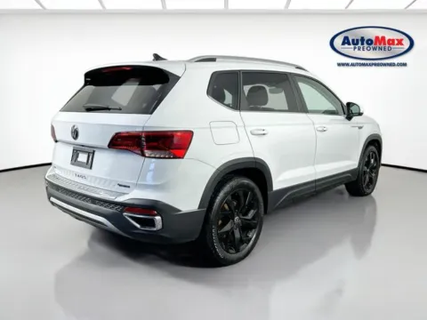 Photos of 2023 Volkswagen Taos 1.5T SE for sale in Framingham, MA at AutoMax Preowned Framingham