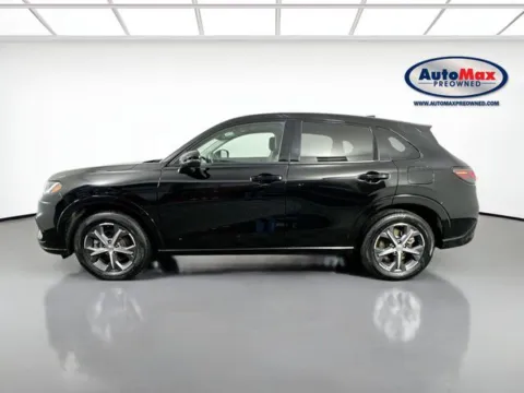 More photos of 2025 Honda HR-V EX-L at AutoMax Preowned Framingham, MA
