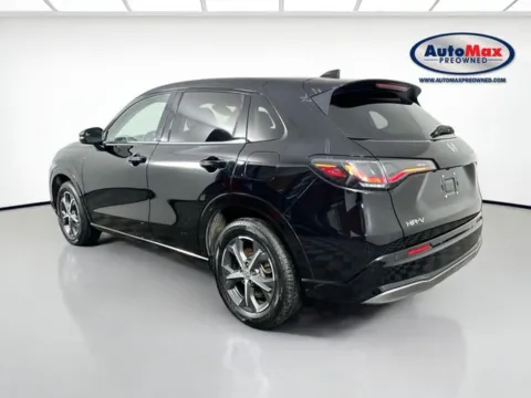 More photos of 2025 Honda HR-V EX-L at AutoMax Preowned Framingham, MA