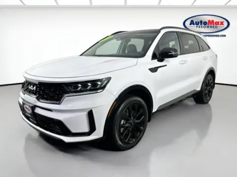 More photos of 2023 Kia Sorento SX at AutoMax Preowned Framingham, MA