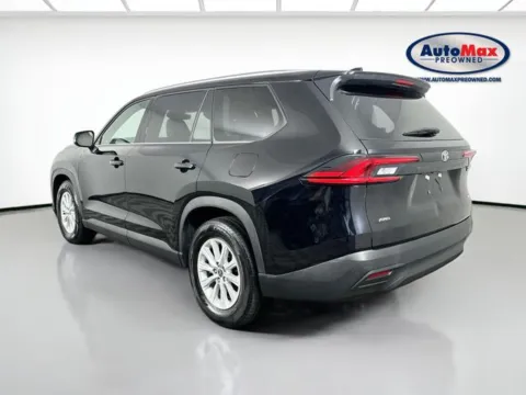 More photos of 2025 Toyota Grand Highlander XLE at AutoMax Preowned Framingham, MA