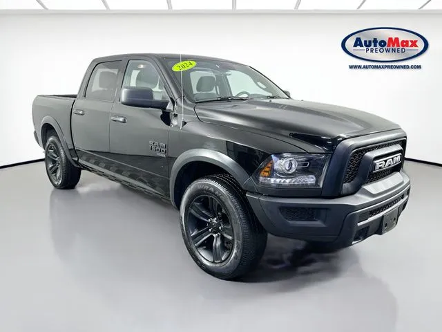 2024 RAM 1500 Classic Warlock 4x4 Crew Cab 5'7's photo