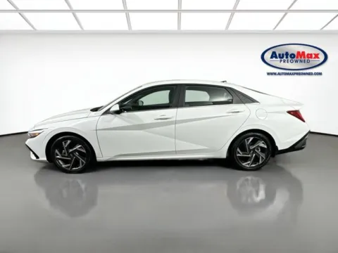 More photos of 2024 Hyundai Elantra Hybrid Limited at AutoMax Preowned Framingham, MA