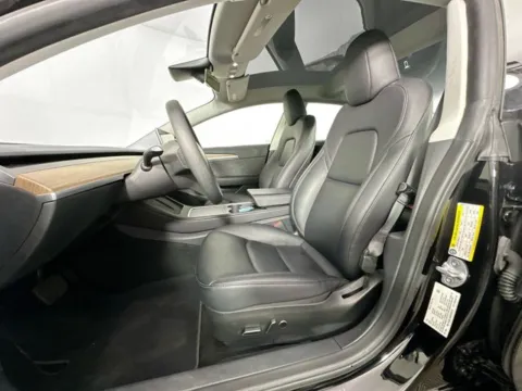 More photos of 2023 Tesla Model 3 Long Range at AutoMax Preowned Framingham, MA