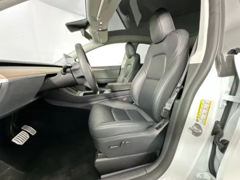 More photos of 2023 Tesla Model Y Performance at AutoMax Preowned Framingham, MA