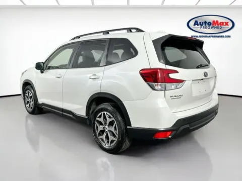 More photos of 2022 Subaru Forester Premium at AutoMax Preowned Framingham, MA
