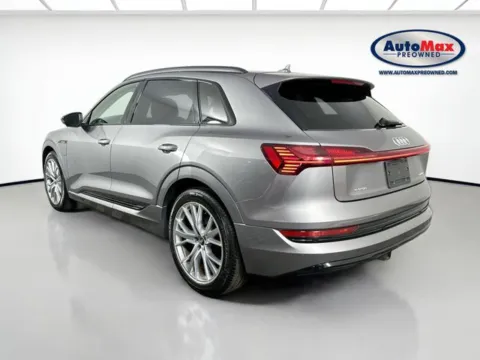 More photos of 2021 Audi e-tron Prestige at AutoMax Preowned Framingham, MA