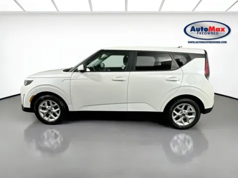 More photos of 2024 Kia Soul LX at AutoMax Preowned Framingham, MA