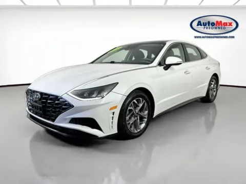 More photos of 2020 Hyundai Sonata SEL at AutoMax Preowned Framingham, MA
