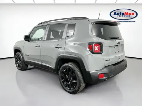 More photos of 2022 Jeep Renegade Altitude at AutoMax Preowned Framingham, MA