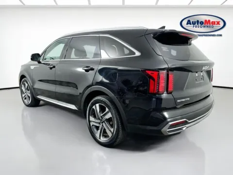 More photos of 2023 Kia Sorento Hybrid EX at AutoMax Preowned Framingham, MA