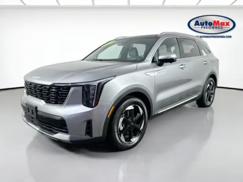 More photos of 2025 Kia Sorento Hybrid SX Prestige at AutoMax Preowned Framingham, MA