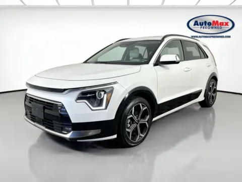 Another view of 2023 Kia Niro EX Touring for sale in Framingham, MA at AutoMax Preowned Framingham