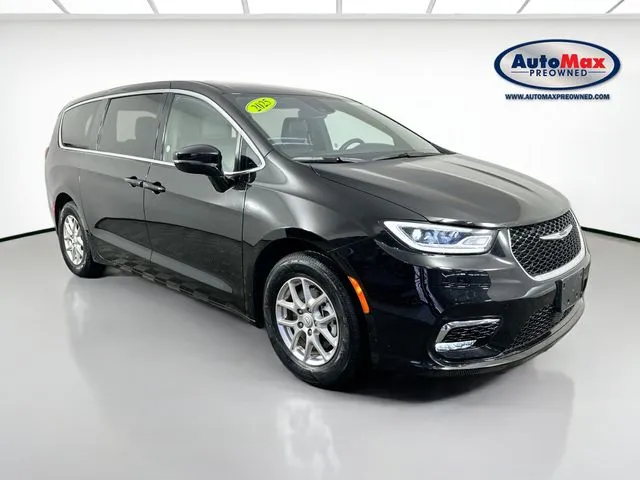 Black 2025 Chrysler Pacifica Select for sale in Framingham, MA