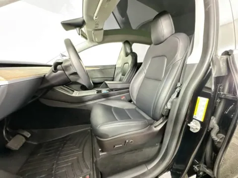 More photos of 2023 Tesla Model Y Long Range at AutoMax Preowned Framingham, MA