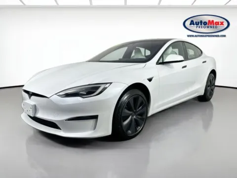 More photos of 2022 Tesla Model S at AutoMax Preowned Framingham, MA