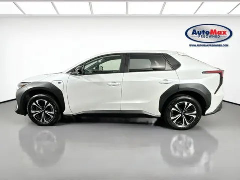 More photos of 2023 Subaru Solterra Premium at AutoMax Preowned Framingham, MA