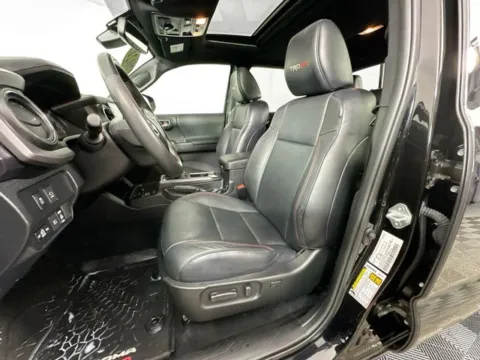 More photos of 2021 Toyota Tacoma TRD Pro at AutoMax Preowned Framingham, MA