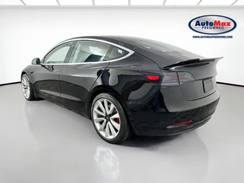 More photos of 2020 Tesla Model 3 Long Range at AutoMax Preowned Framingham, MA