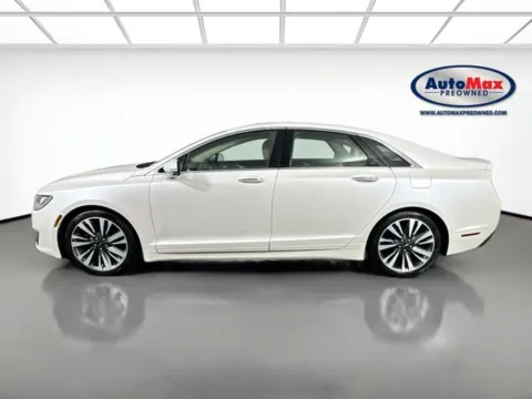 More photos of 2018 Lincoln MKZ Reserve at AutoMax Preowned Framingham, MA