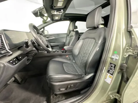 More photos of 2025 Kia Sportage Plug-In Hybrid X-Line at AutoMax Preowned Framingham, MA