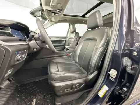 More photos of 2024 Jeep Grand Cherokee 4xe at AutoMax Preowned Framingham, MA